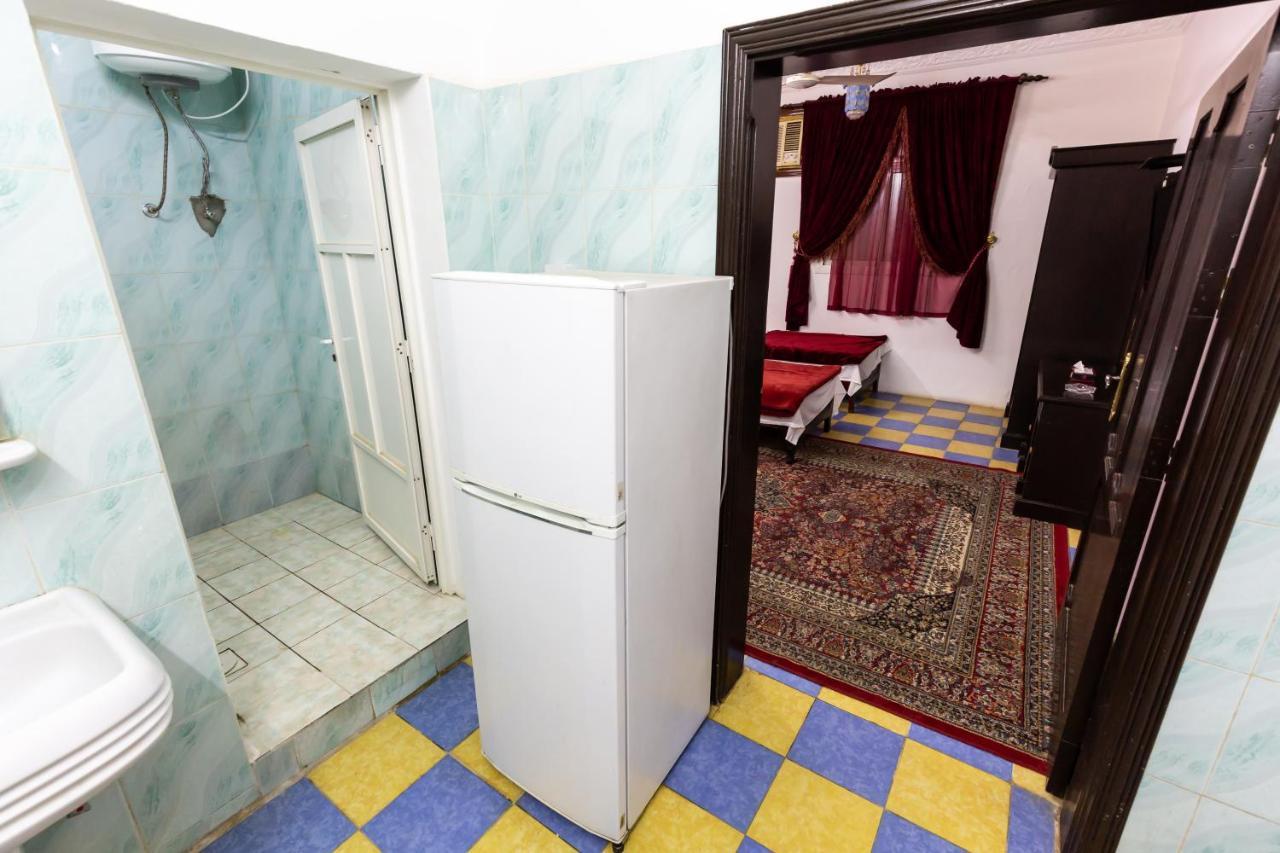 Al Eairy Furnished Apartments - Al Bahah 3 Экстерьер фото